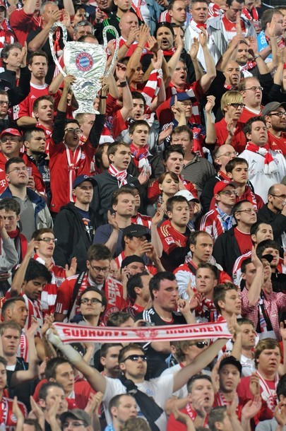 Các CĐV Bayern Munich đã được mở hội trên đất khách.